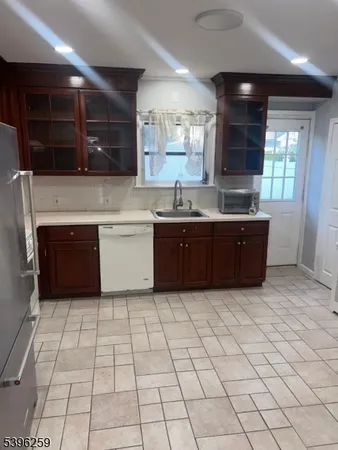 $3,200 | 114 Ely Street, Elizabeth, NJ 07202