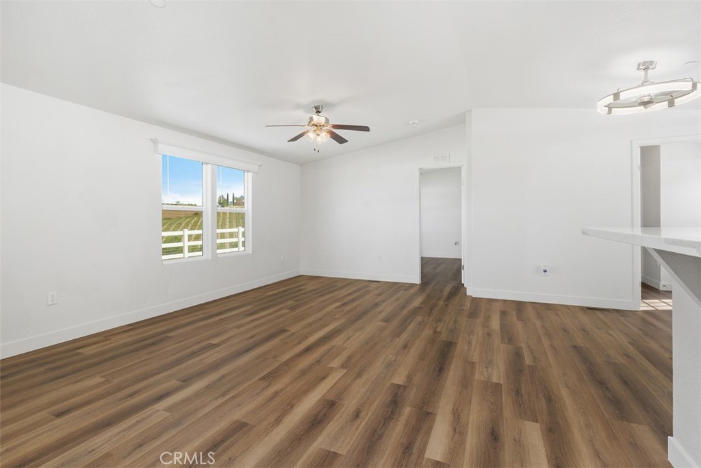 40589 Los Amantes Road Temecula, CA 92592 - Photo 13 of 45