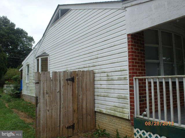 325 Bryanstone Road Reisterstown, MD 21136 - Photo 3 of 9 Exterior (General)