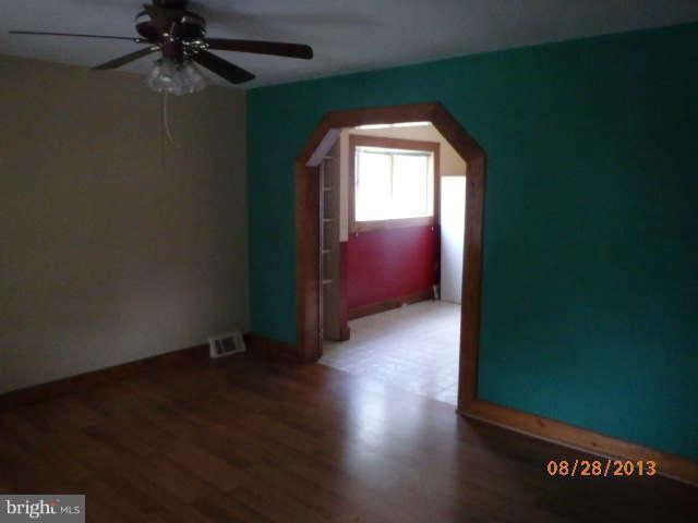 325 Bryanstone Road Reisterstown, MD 21136 - Photo 5 of 9 Interior (General)