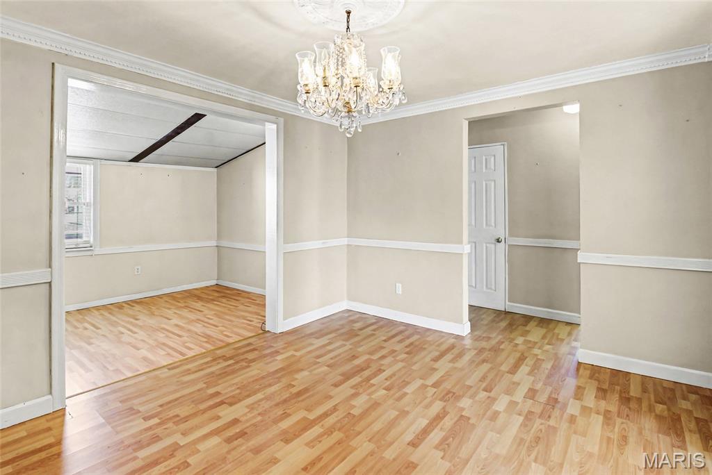 8239 Cadillac Lane St. Louis, MO 63134 - Photo 13 of 32