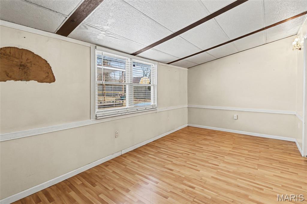 8239 Cadillac Lane St. Louis, MO 63134 - Photo 14 of 32