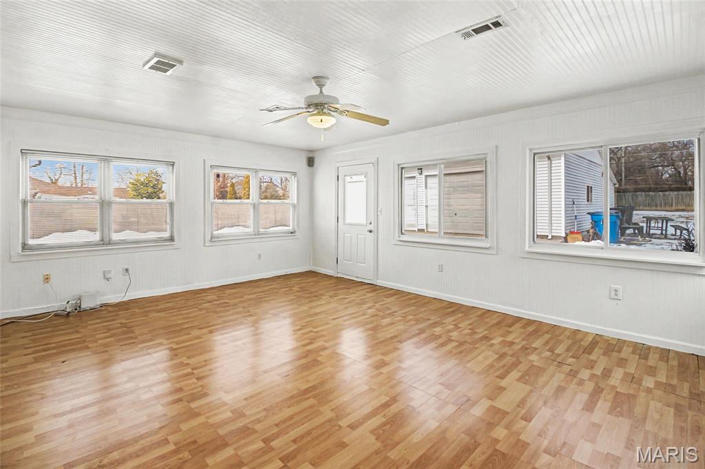 8239 Cadillac Lane St. Louis, MO 63134 - Photo 24 of 32