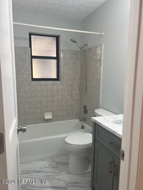 312 East Market Road Starke, FL 32091 - Photo 41 of 46 a bathroom with a granite countertop toilet a sink and bathtub