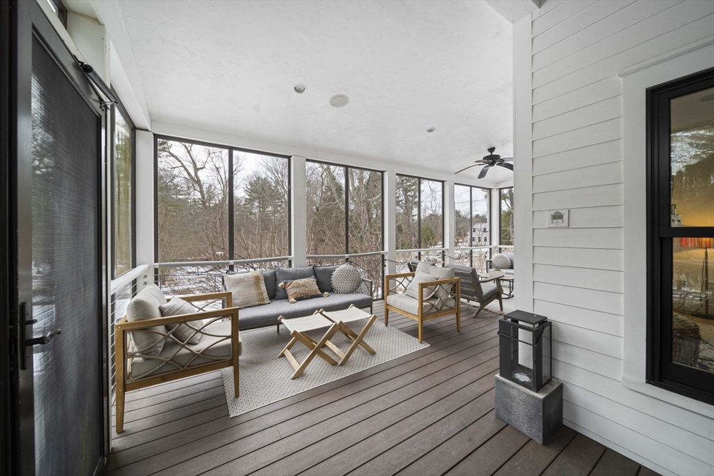 229 Spring Street Marshfield, MA 02050 - Photo 12 of 36 Gallery Image 12