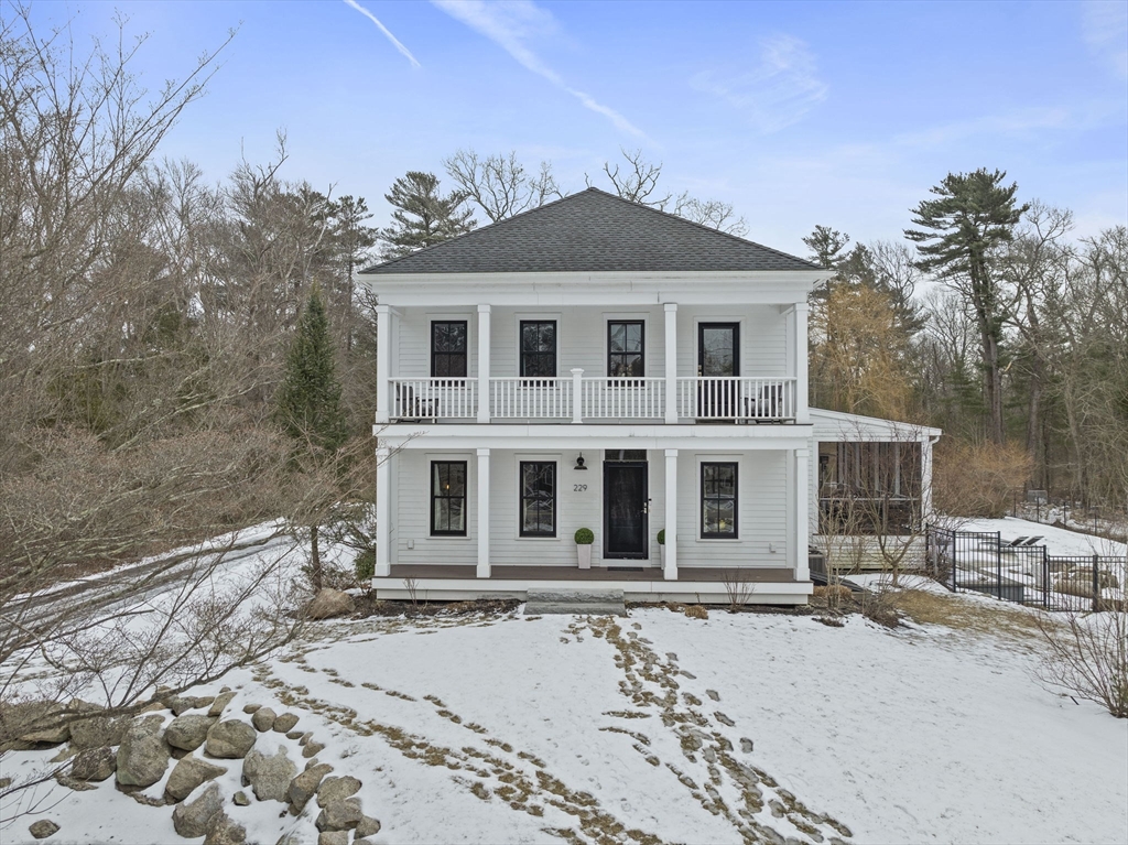 229 Spring Street Marshfield, MA 02050 - Photo 33 of 36 Gallery Image 33