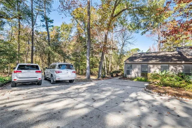 $262,000 | 128 Grand Cheniere Drive, Unit 321, Mandeville, LA 70471