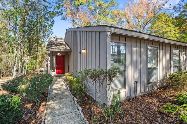 $262,000 | 128 Grand Cheniere Drive, Unit 321, Mandeville, LA 70471