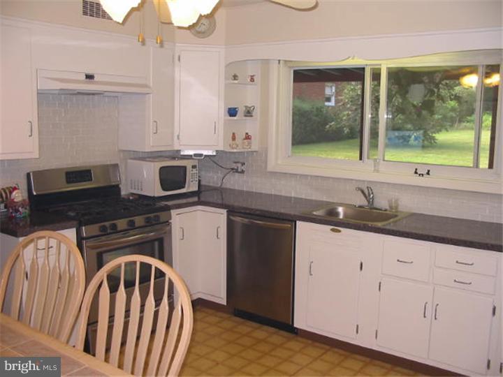 1252 Center Road Havertown, PA 19083 - Photo 2 of 25 Kitchen
