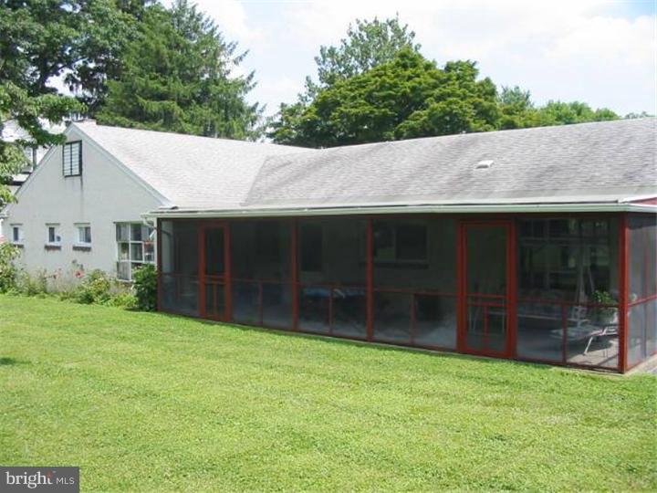 1252 Center Road Havertown, PA 19083 - Photo 24 of 25 Porch