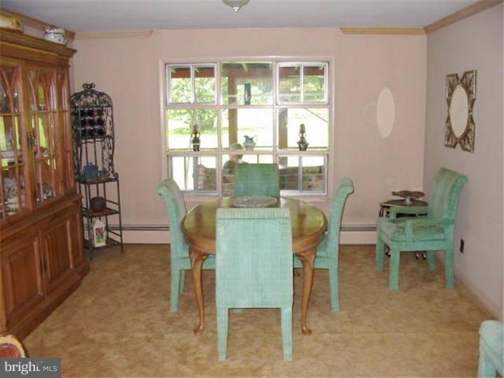 1252 Center Road Havertown, PA 19083 - Photo 10 of 25 Dining Room