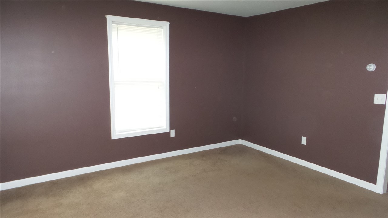 63 Pender Road Northwood, NH 03261 - Photo 21 of 32 Gallery Image 21