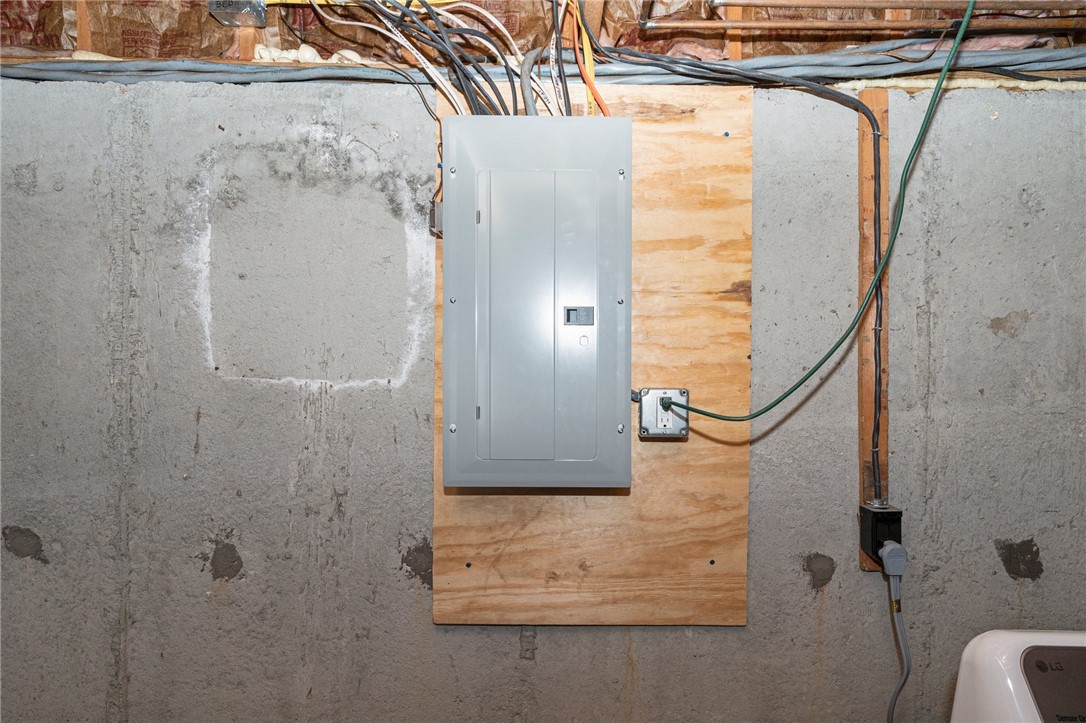 5 Eagle Run, Unit A Warwick, RI 02818 - Photo 35 of 46 Electrical