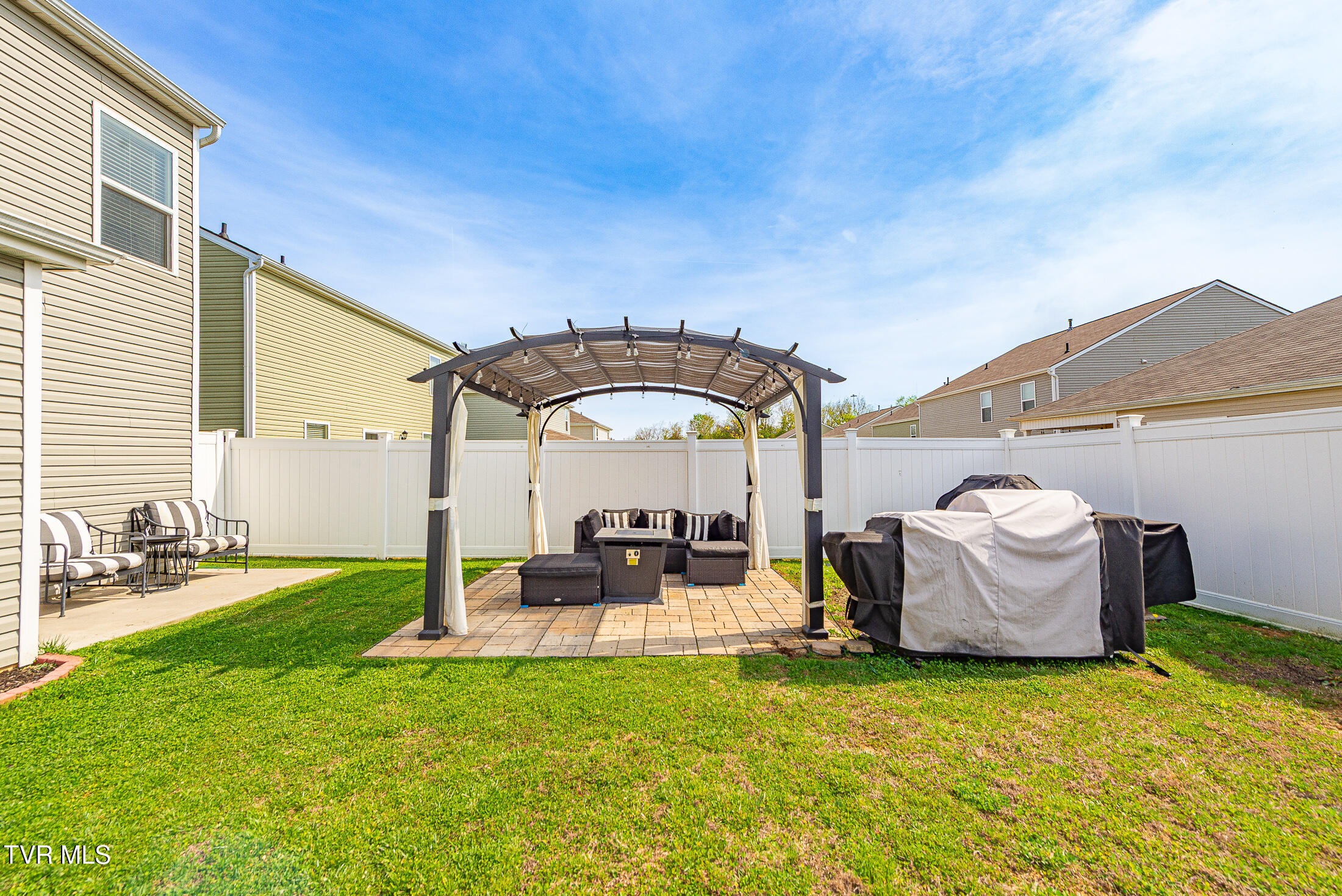 1244 Stamp Lodge Road Kingsport, TN 37660 - Photo 11 of 57 DSC_7535