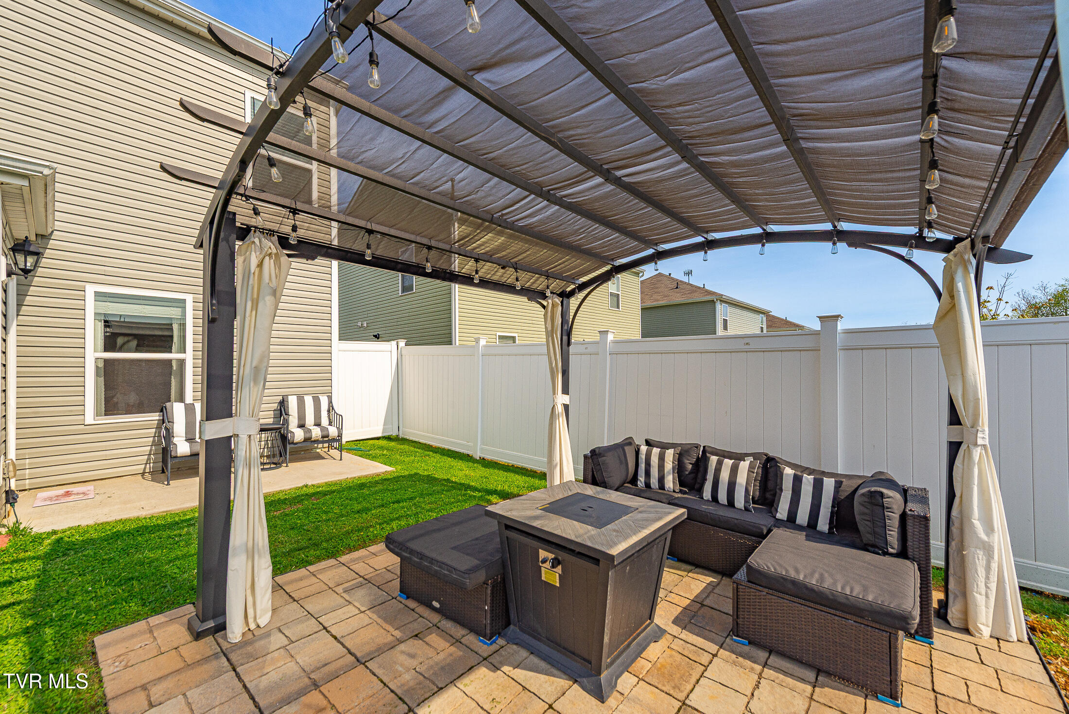 1244 Stamp Lodge Road Kingsport, TN 37660 - Photo 12 of 57 DSC_7536