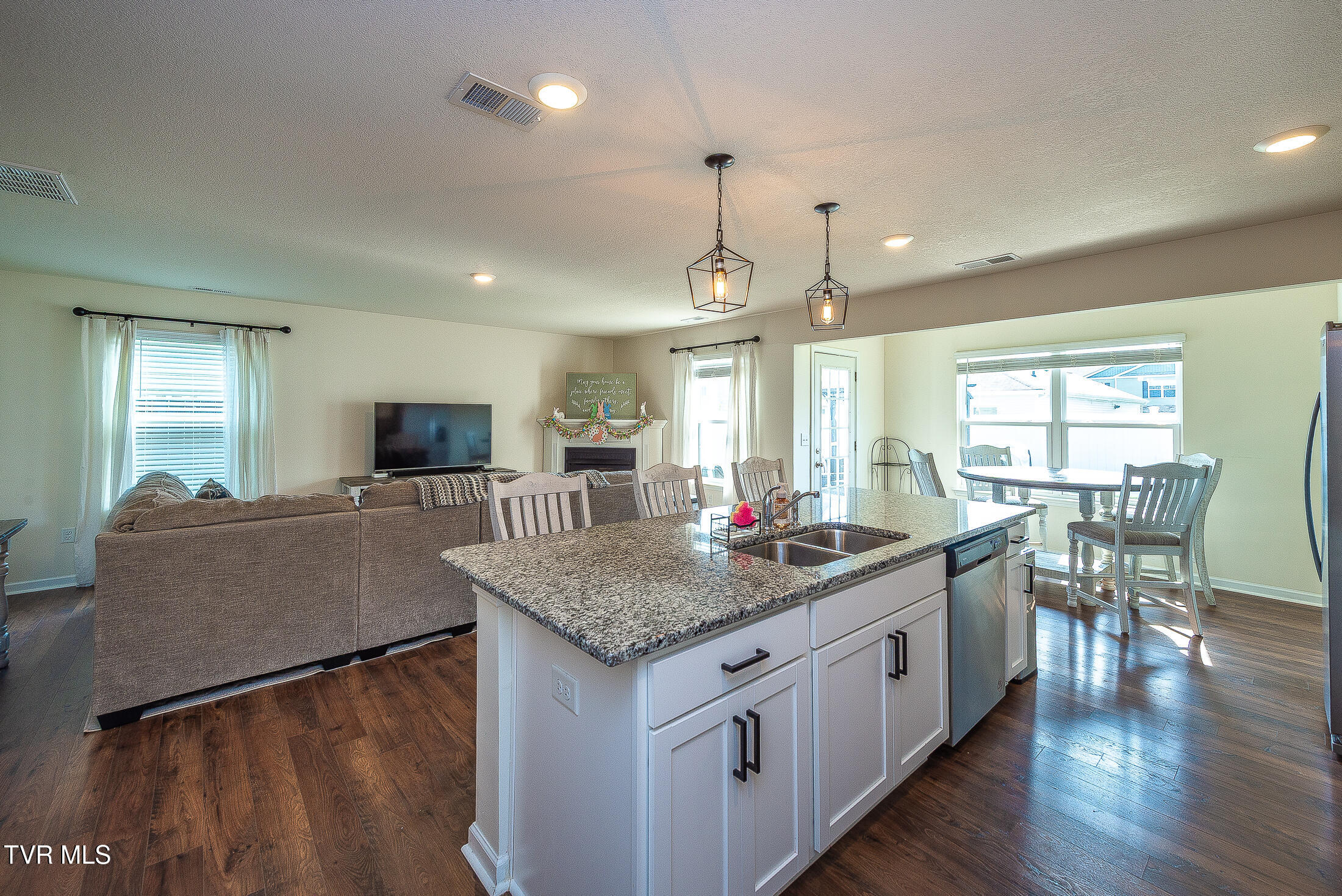 1244 Stamp Lodge Road Kingsport, TN 37660 - Photo 33 of 57 DSC_7672