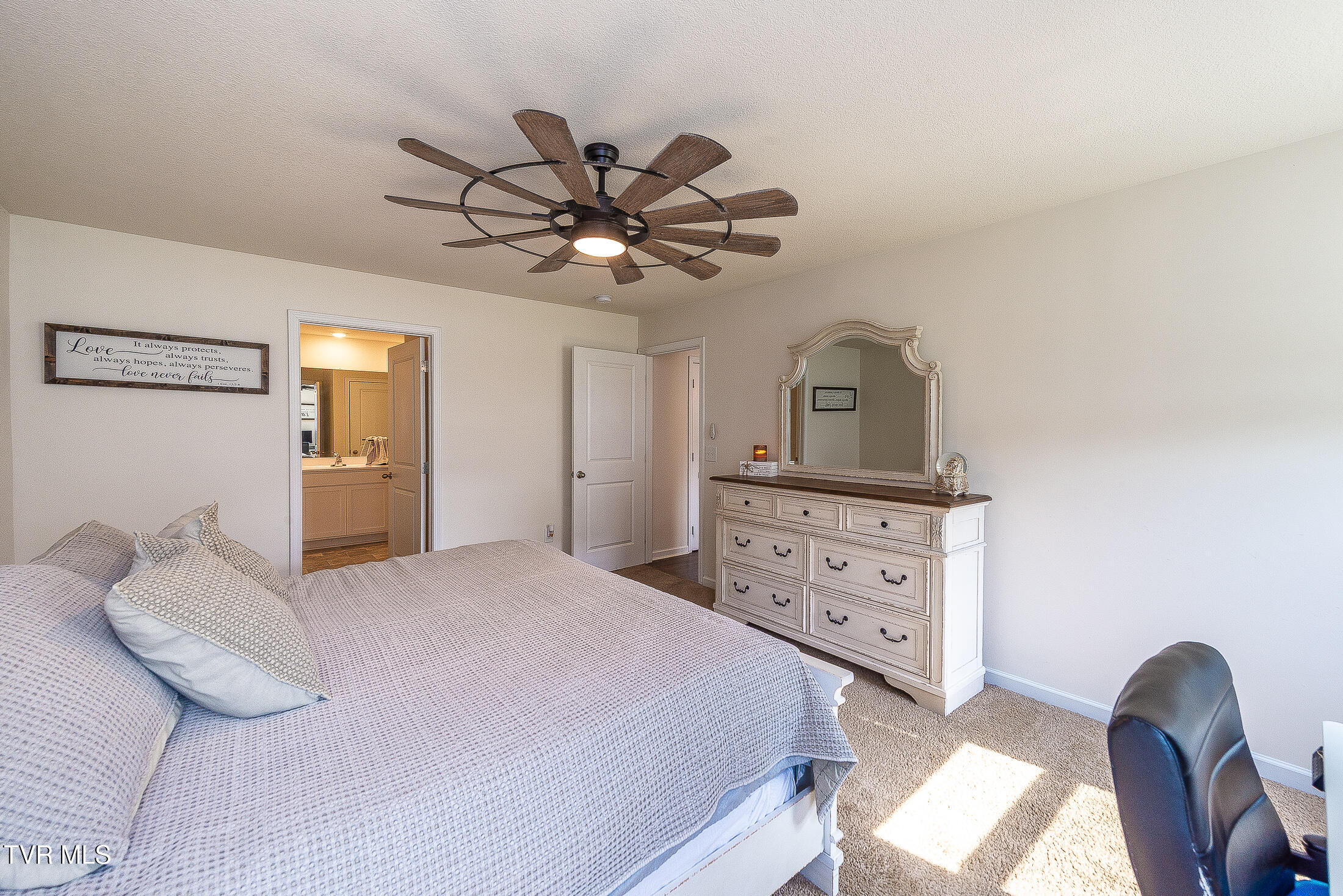 1244 Stamp Lodge Road Kingsport, TN 37660 - Photo 38 of 57 DSC_7635