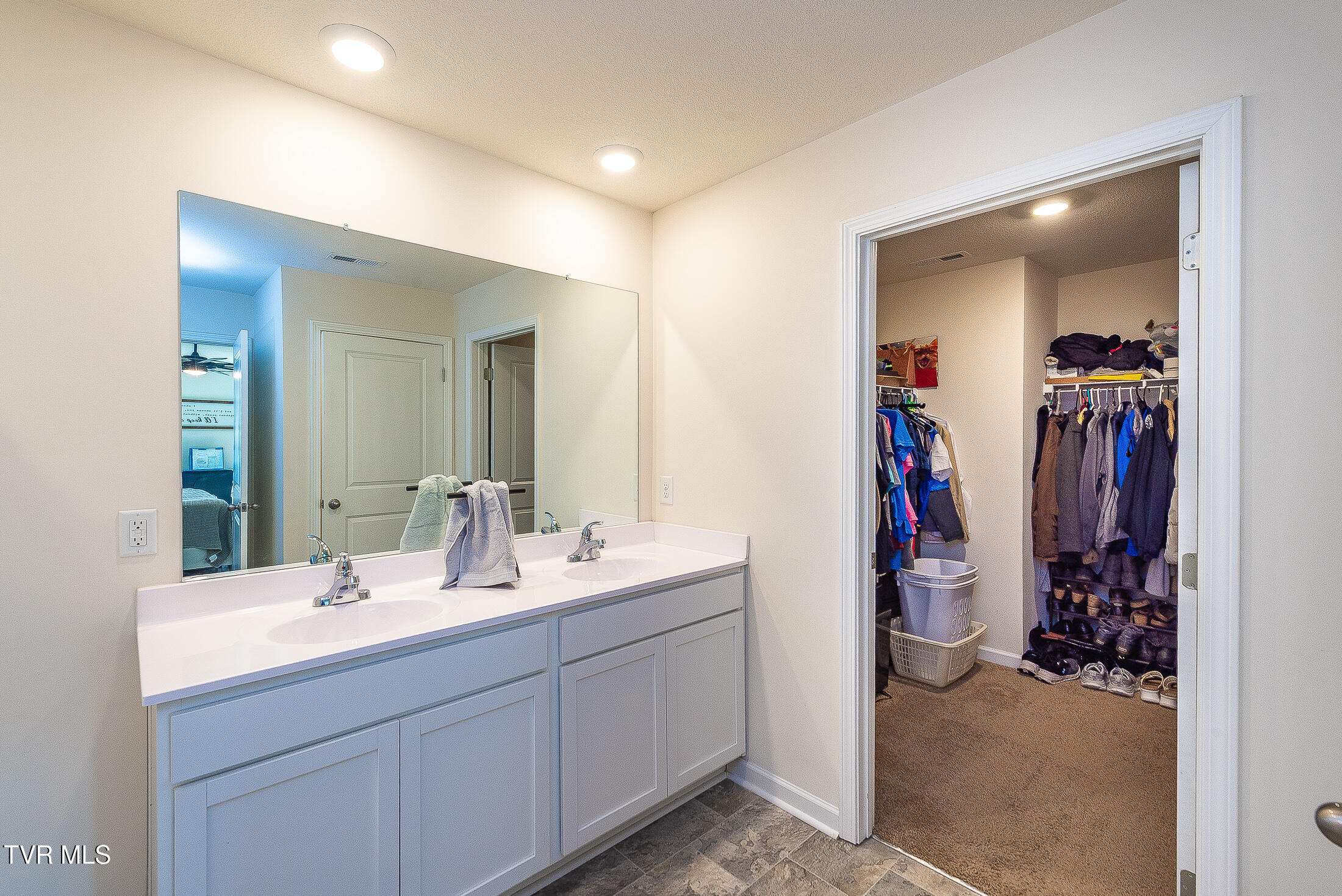 1244 Stamp Lodge Road Kingsport, TN 37660 - Photo 39 of 57 DSC_7616