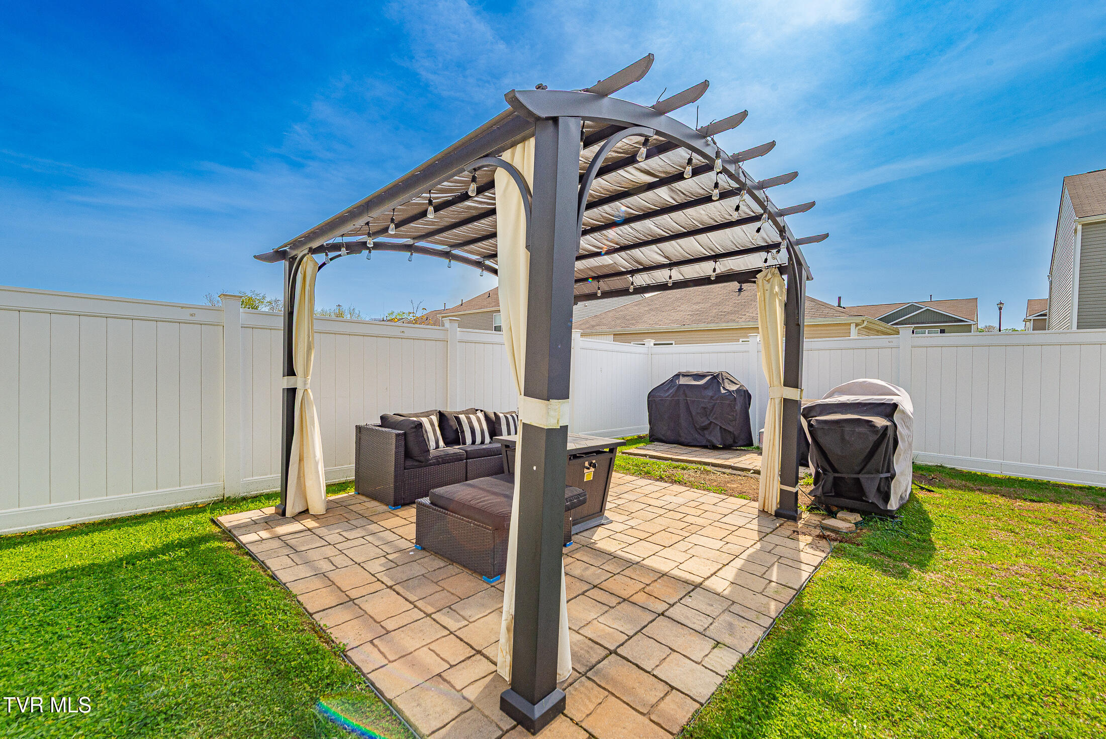 1244 Stamp Lodge Road Kingsport, TN 37660 - Photo 6 of 57 DSC_7520