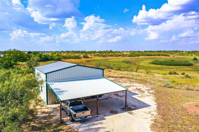 $325,000 | 911 County Road 210, Haskell, TX 79521