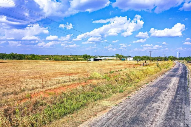 $325,000 | 911 County Road 210, Haskell, TX 79521