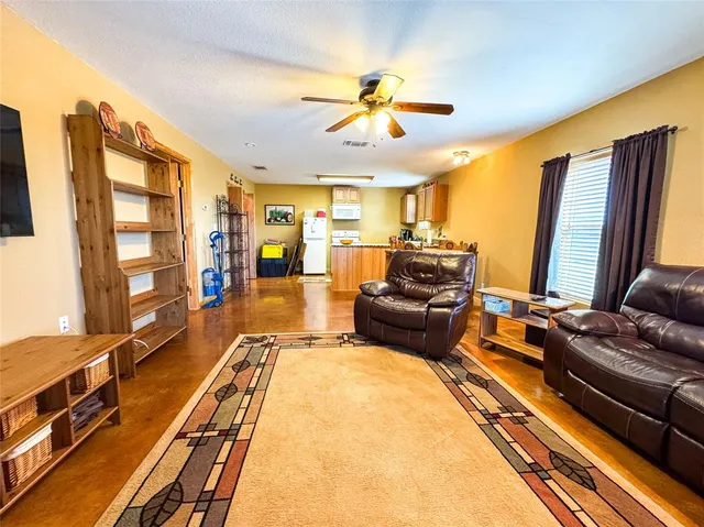 $325,000 | 911 County Road 210, Haskell, TX 79521