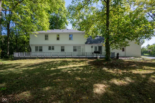 $890,000 | 8404 Oaklandon Road, Indianapolis, IN 46236