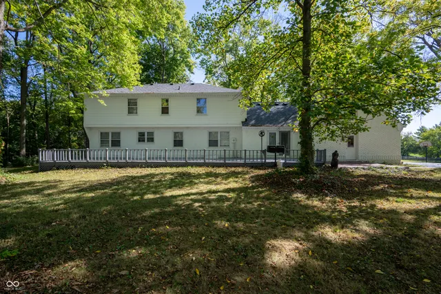 $950,000 | 8404 Oaklandon Road, Indianapolis, IN 46236