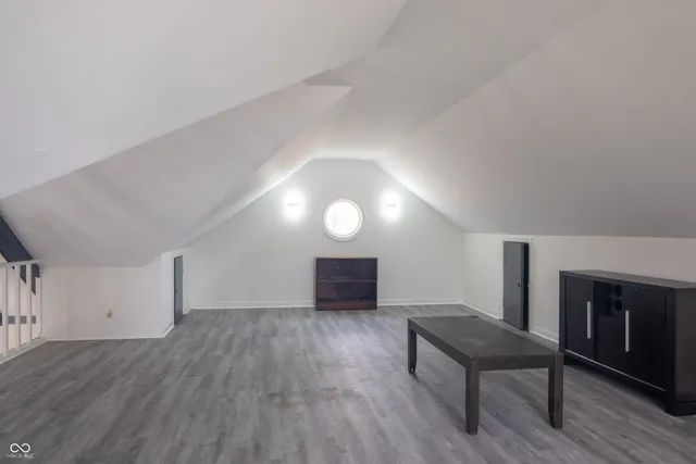 $995,000 | 8404 Oaklandon Road, Indianapolis, IN 46236