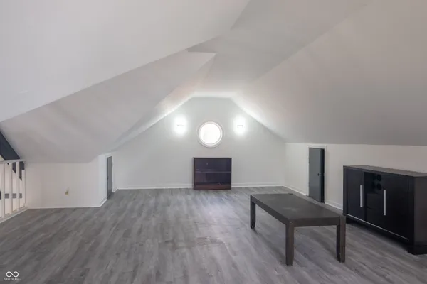 $890,000 | 8404 Oaklandon Road, Indianapolis, IN 46236