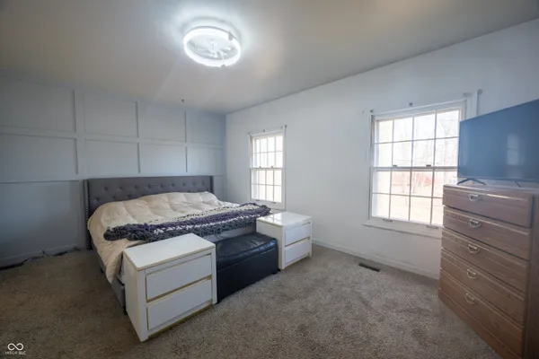 $890,000 | 8404 Oaklandon Road, Indianapolis, IN 46236