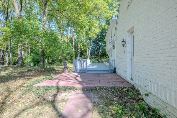 $890,000 | 8404 Oaklandon Road, Indianapolis, IN 46236