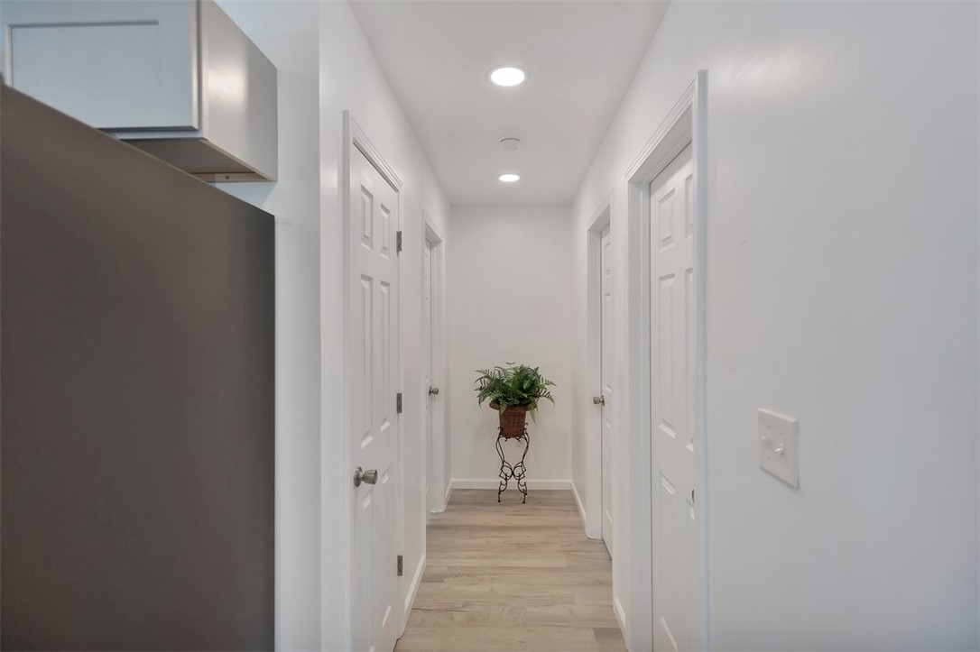 1112 Trotter Road Anderson, SC 29626 - Photo 11 of 26