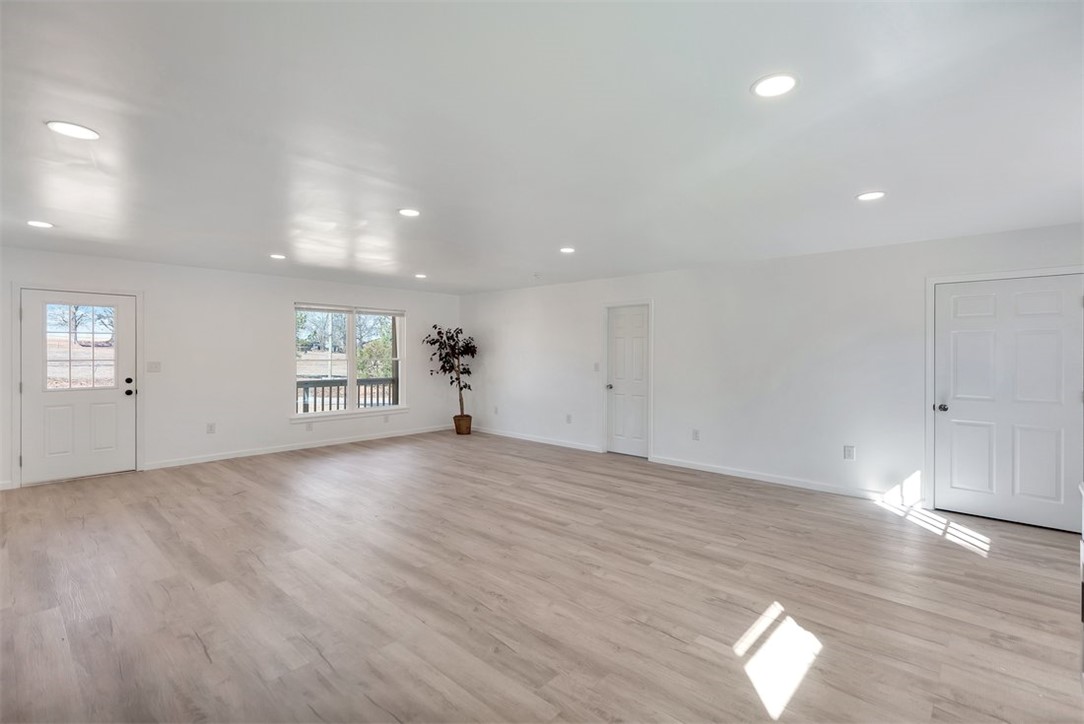 1112 Trotter Road Anderson, SC 29626 - Photo 4 of 26