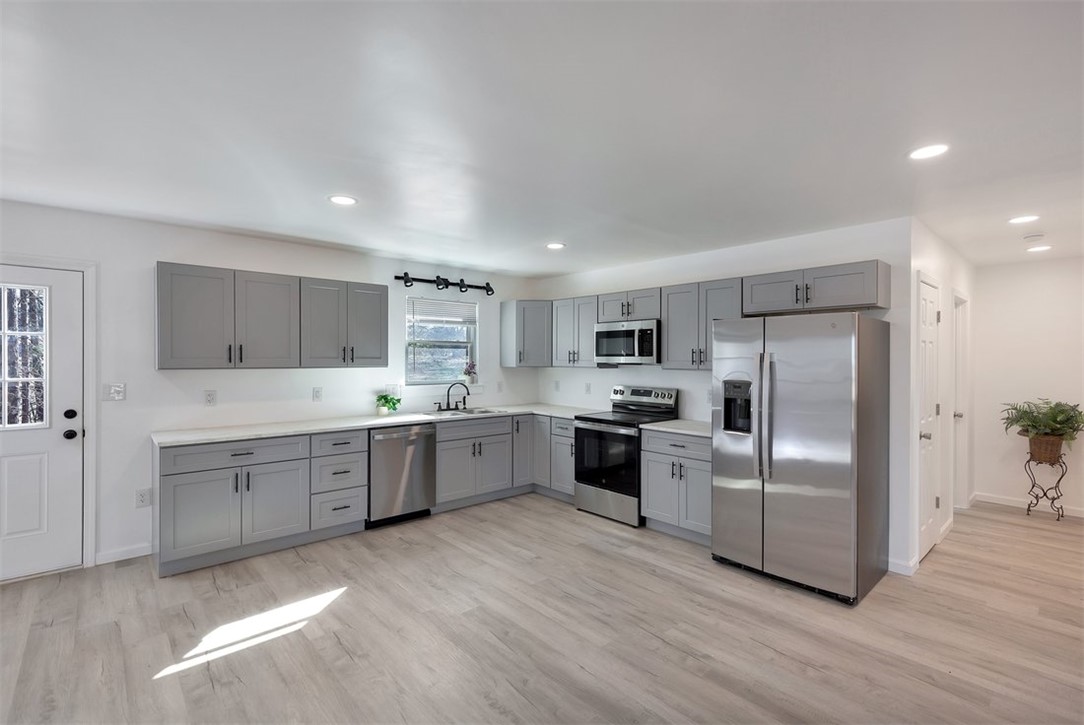 1112 Trotter Road Anderson, SC 29626 - Photo 6 of 26