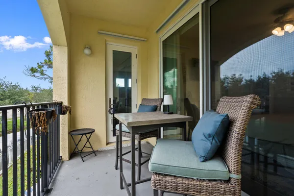 $2,400 | 63 Southeast Palermo, Unit 203, Stuart, FL 34994