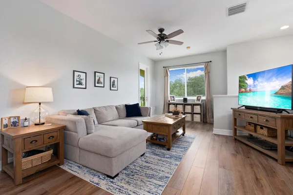 $2,400 | 63 Southeast Palermo, Unit 203, Stuart, FL 34994