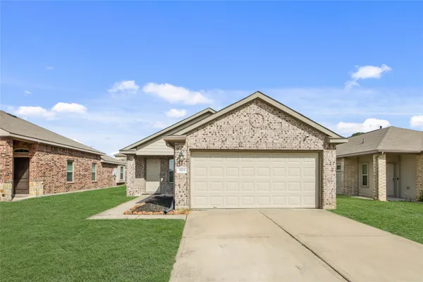 $2,000 | 3715 Arbor Trails Drive, Humble, TX 77338