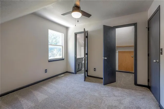 $389,900 | 405 17th Avenue South, Greenwood, MO 64034