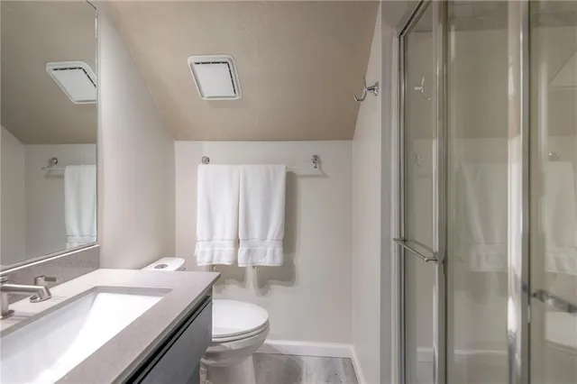 $389,900 | 405 17th Avenue South, Greenwood, MO 64034