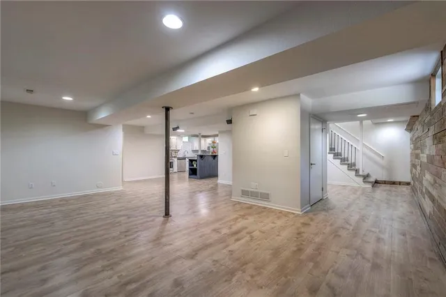 $389,900 | 405 17th Avenue South, Greenwood, MO 64034