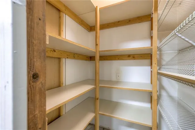 $389,900 | 405 17th Avenue South, Greenwood, MO 64034