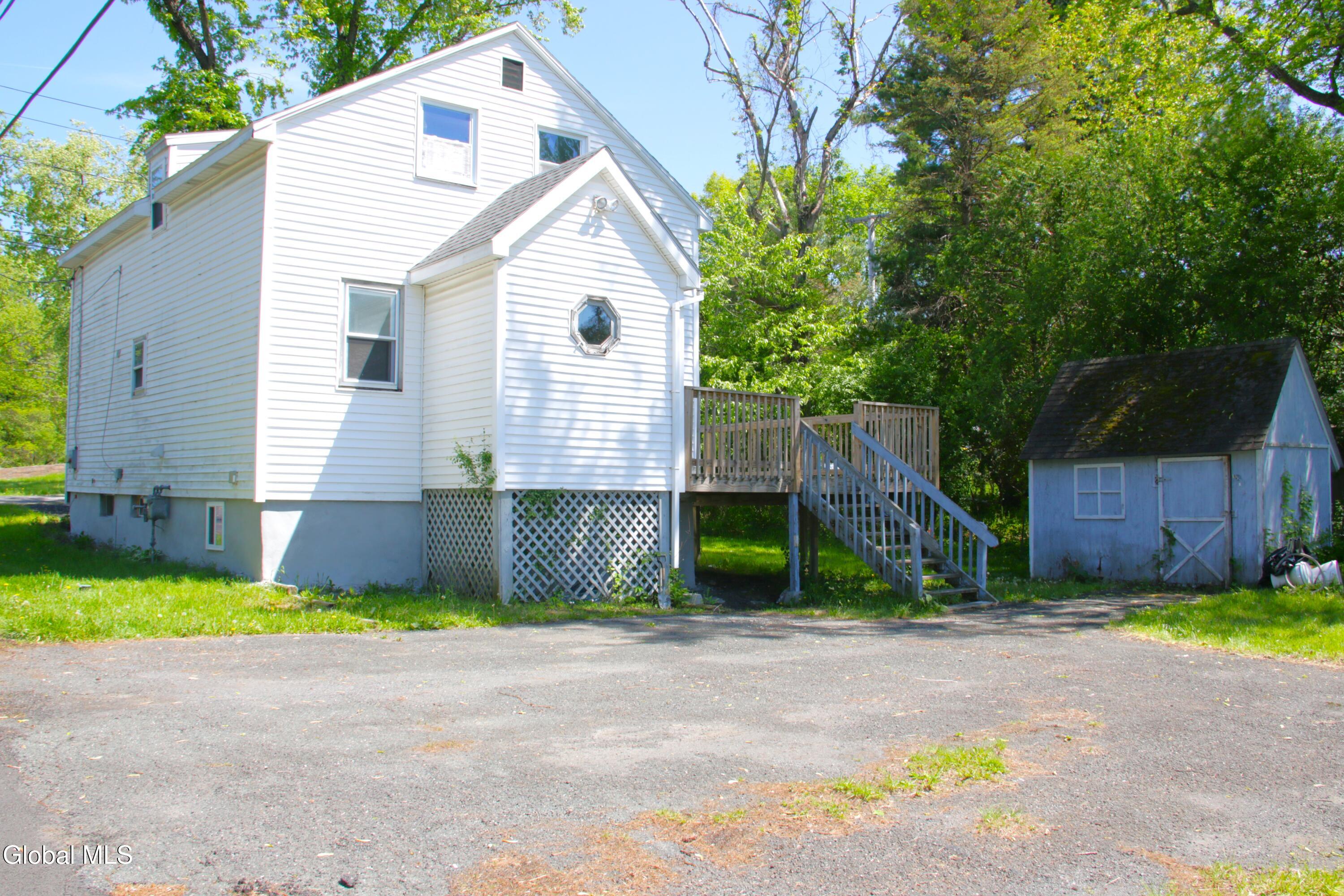 2 Lunis Avenue Rensselaer, NY 12144 - Photo 4 of 13 IMG_9992