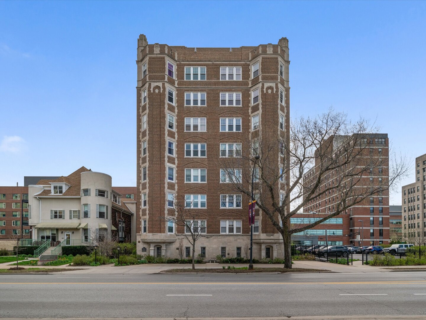 6334 North Sheridan Road, Unit 3F Chicago, IL 60660 - Photo 1 of 34