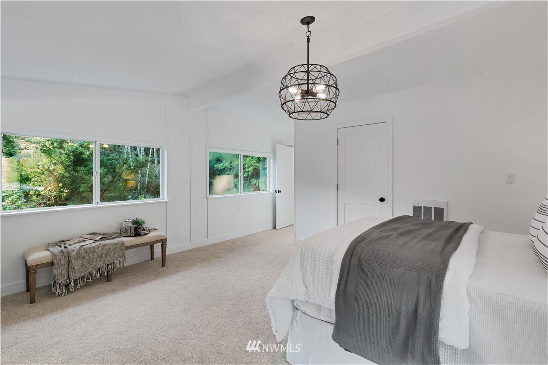 7041 Preston-Fall City Road Southeast Issaquah, WA 98027 - Photo 22 of 28
