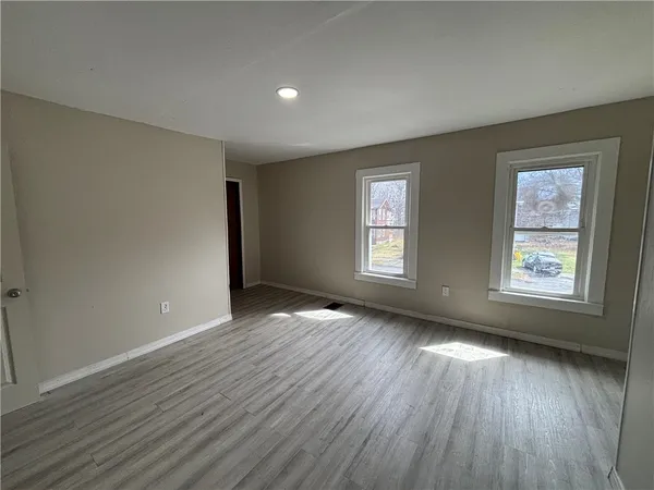 $1,150 | 373-375 Diven Avenue, Unit 373, Elmira, NY 14901