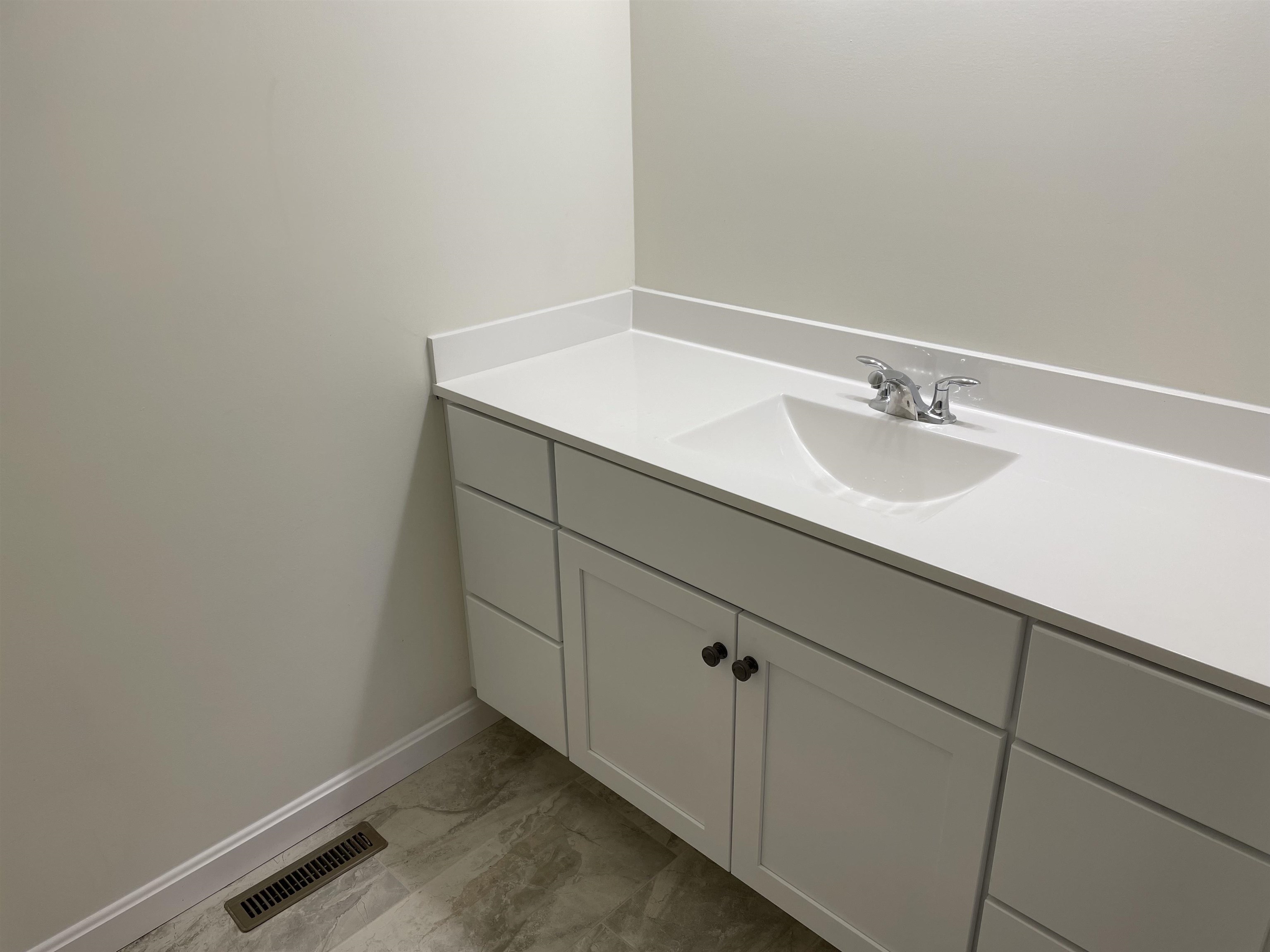 55 Ida Circle, Unit 31010 Rochester, NH 03868 - Photo 21 of 28