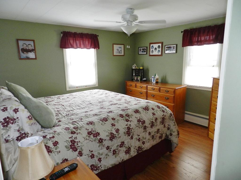 13 Ridgewood Avenue Gilford, NH 03249 - Photo 10 of 28 Gallery Image 10