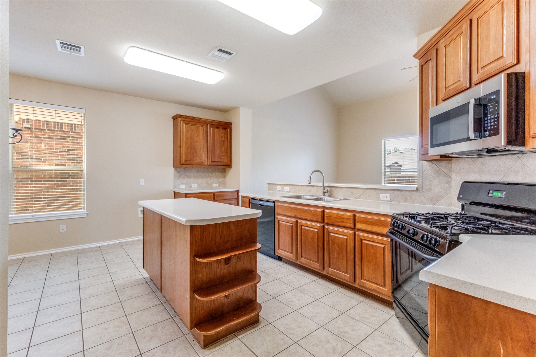 3816 Bandice Lane Pflugerville, TX 78660 - Photo 12 of 33