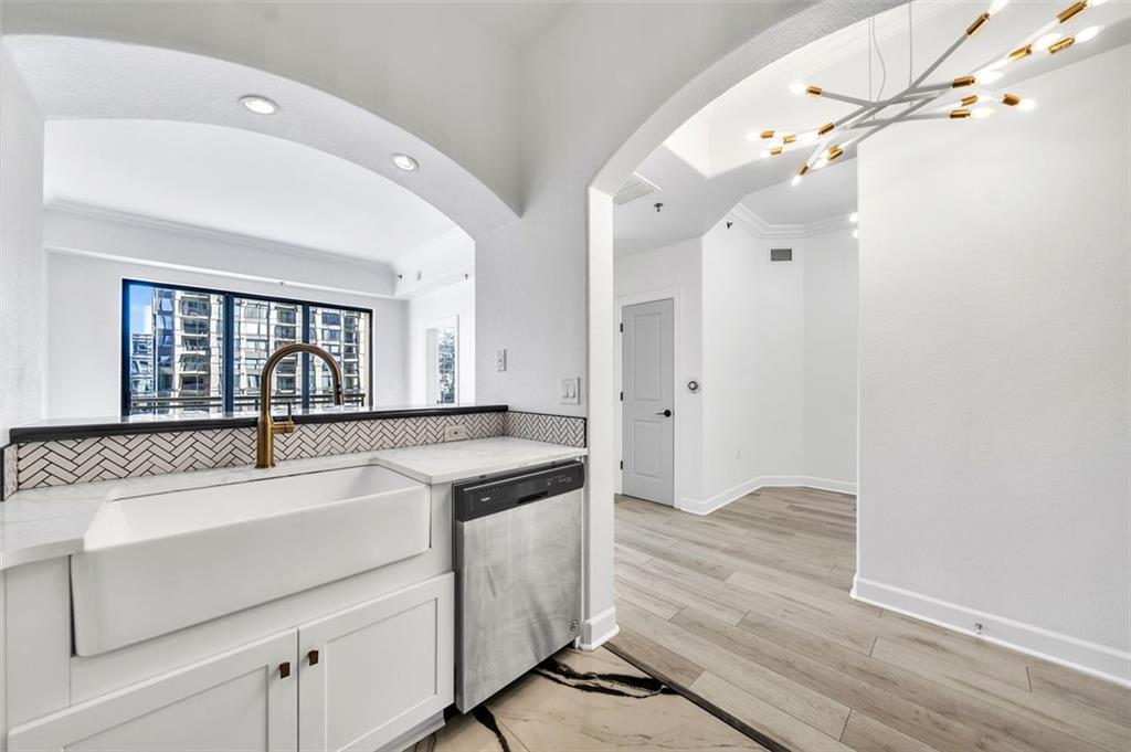 3445 Stratford Road Northeast, Unit 805 Atlanta, GA 30326 - Photo 7 of 71